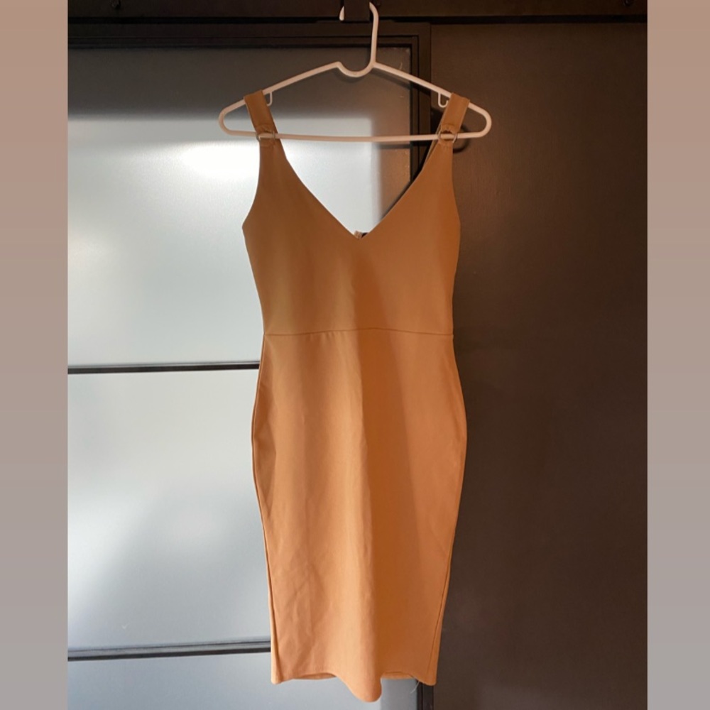 Missguided Bodycon Midi Dress - camel, size 6
